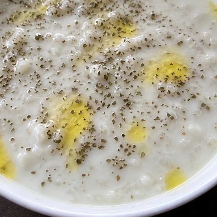 Joghurt-Suppe mit Reis